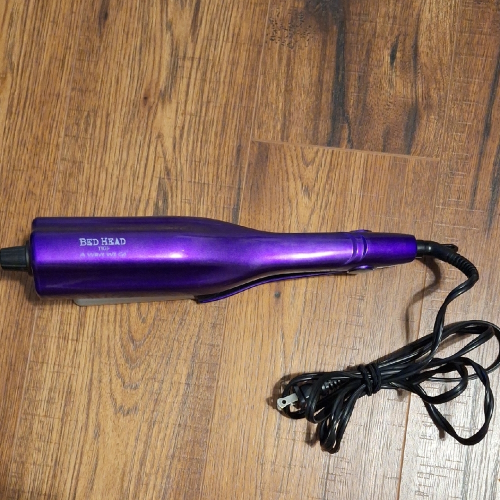 TIGI Bed Head A Wave We Go